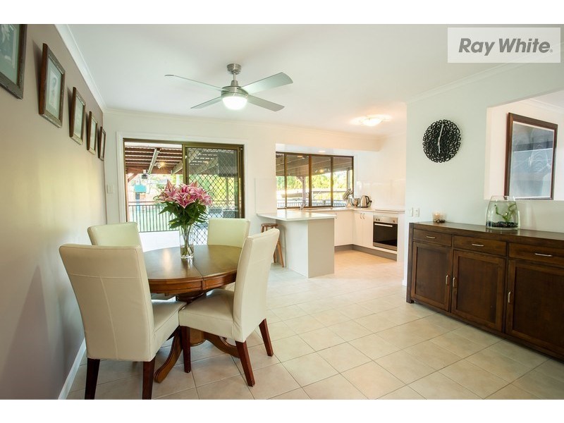 38 Parkroyal Crescent, Regents Park QLD 4118