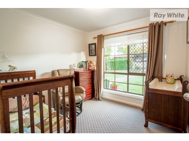 38 Parkroyal Crescent, Regents Park QLD 4118