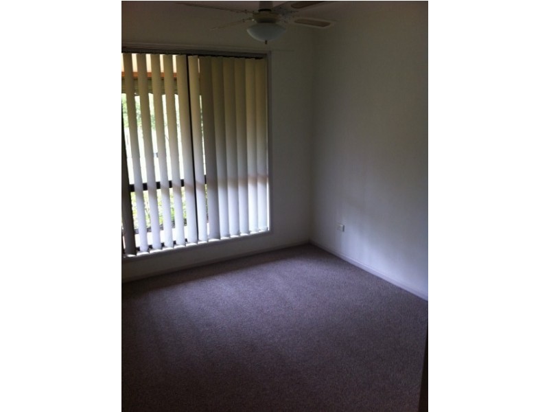 8 Clonmel Street, Regents Park QLD 4118