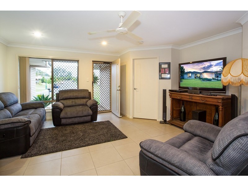 20 Ashmore Close, Marsden QLD 4132