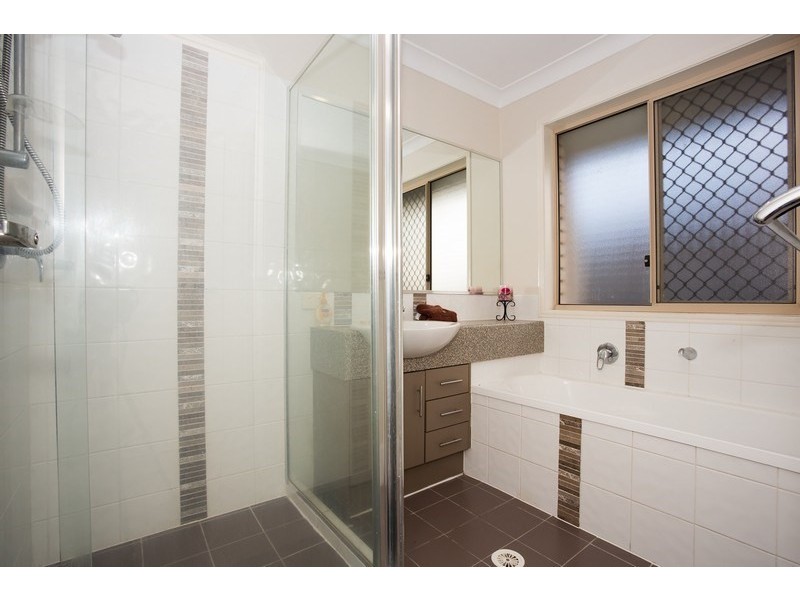 20 Ashmore Close, Marsden QLD 4132
