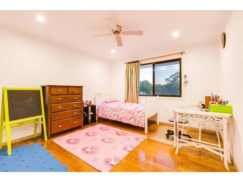 10 Norton Drive, Shailer Park QLD 4128