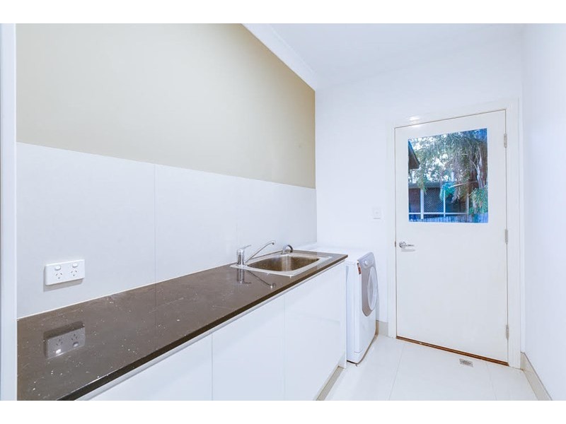 10 Norton Drive, Shailer Park QLD 4128