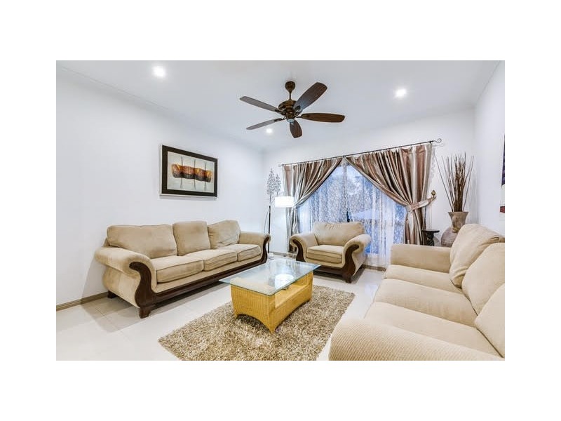 10 Norton Drive, Shailer Park QLD 4128