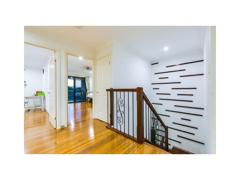 10 Norton Drive, Shailer Park QLD 4128