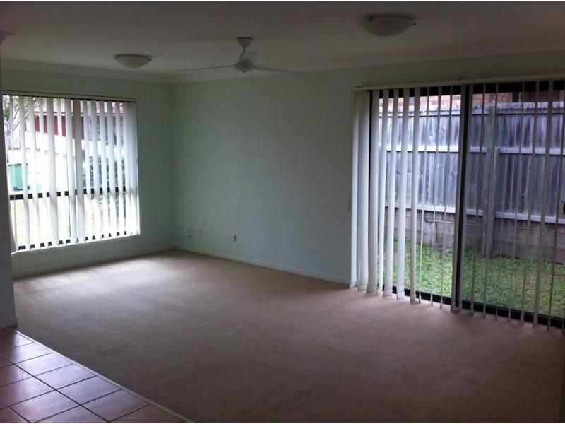 11 Rachel Drive, Crestmead QLD 4132