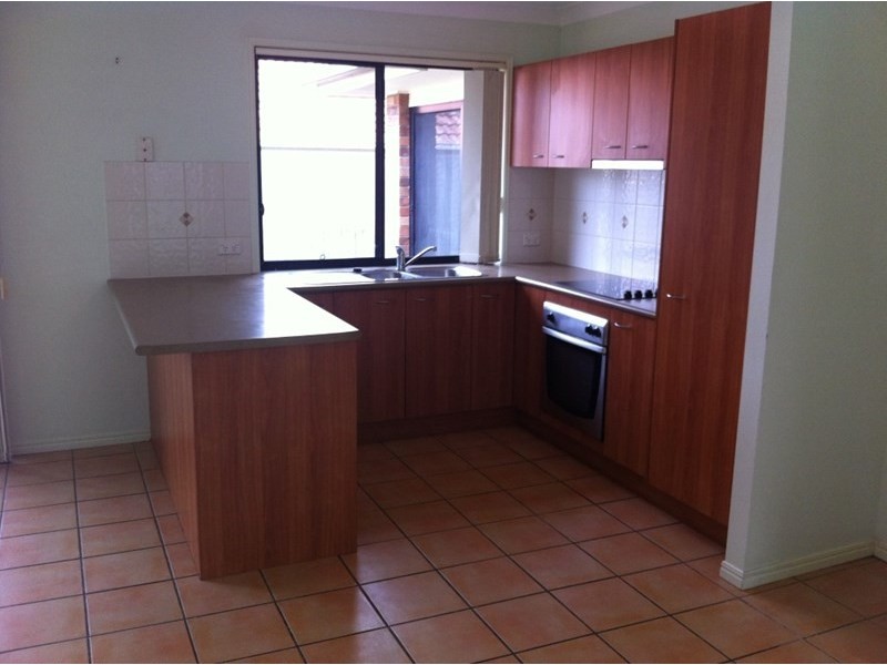 11 Rachel Drive, Crestmead QLD 4132