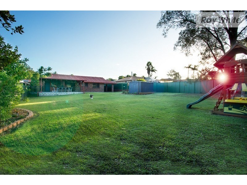 38 Parkroyal Cresent, Regents Park QLD 4118