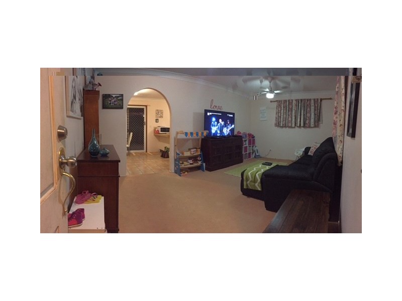 16 Lollard Street, Hillcrest QLD 4118