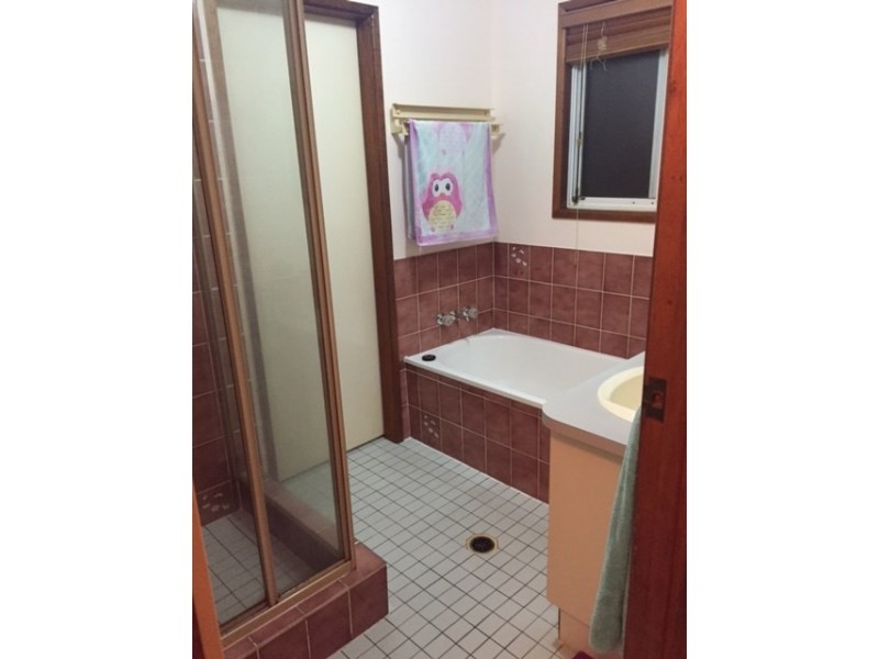 16 Lollard Street, Hillcrest QLD 4118