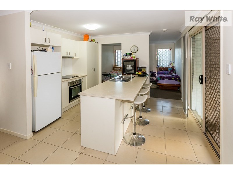 20 Dily Street, Hillcrest QLD 4118