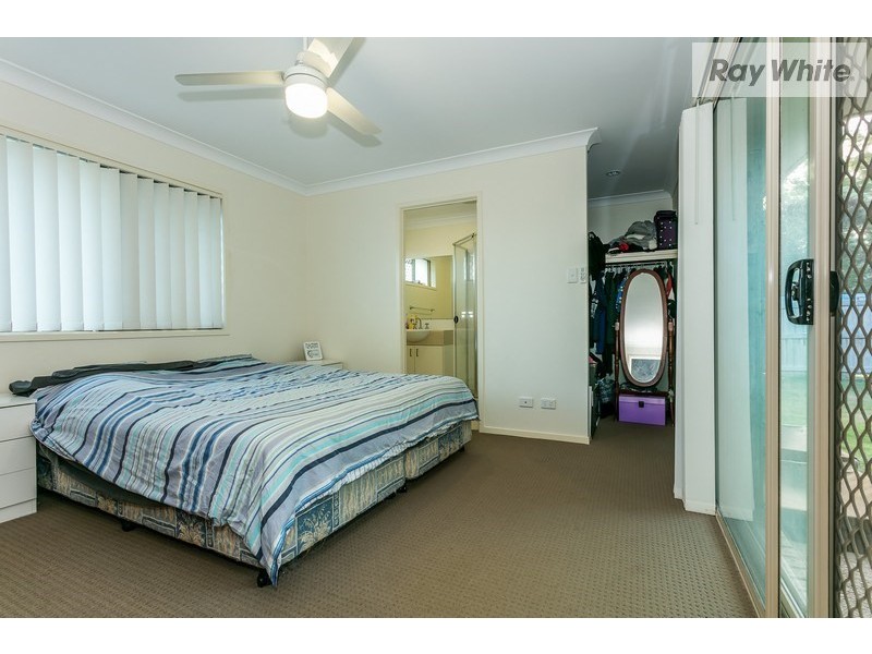 20 Dily Street, Hillcrest QLD 4118