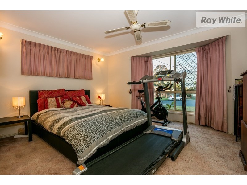 8 Burton Court, Boronia Heights QLD 4124