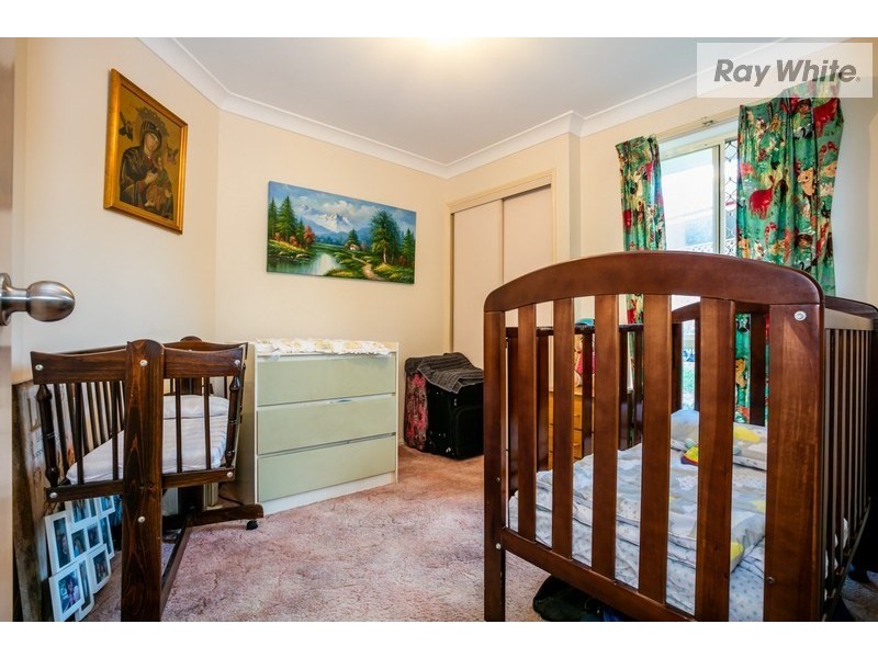 8 Burton Court, Boronia Heights QLD 4124