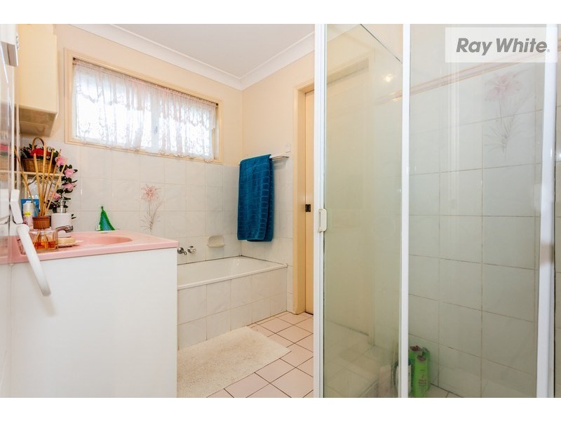 8 Burton Court, Boronia Heights QLD 4124