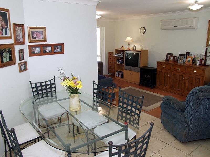 9 Majestic Court, Regents Park QLD 4118