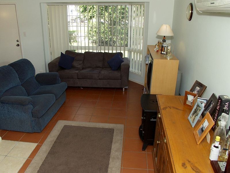 9 Majestic Court, Regents Park QLD 4118