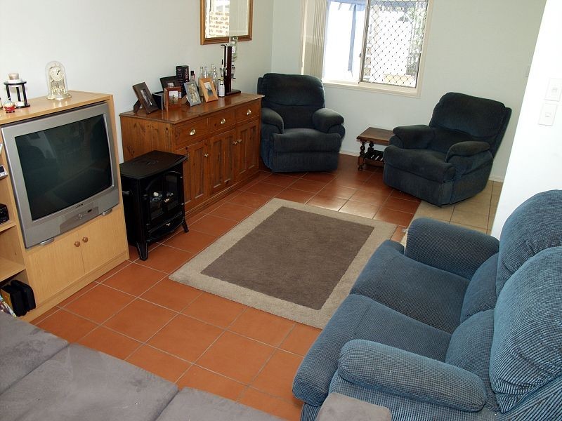 9 Majestic Court, Regents Park QLD 4118