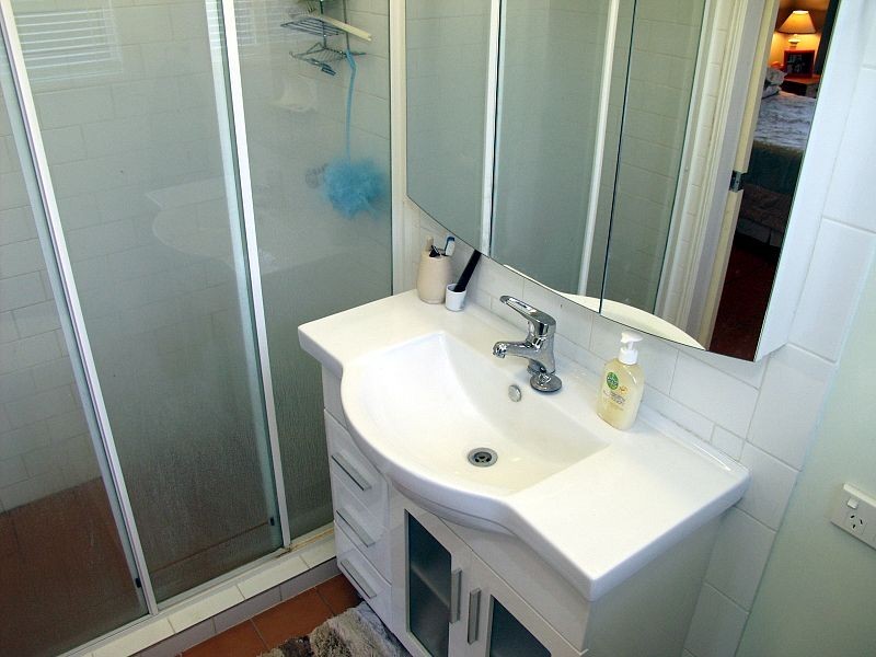 9 Majestic Court, Regents Park QLD 4118