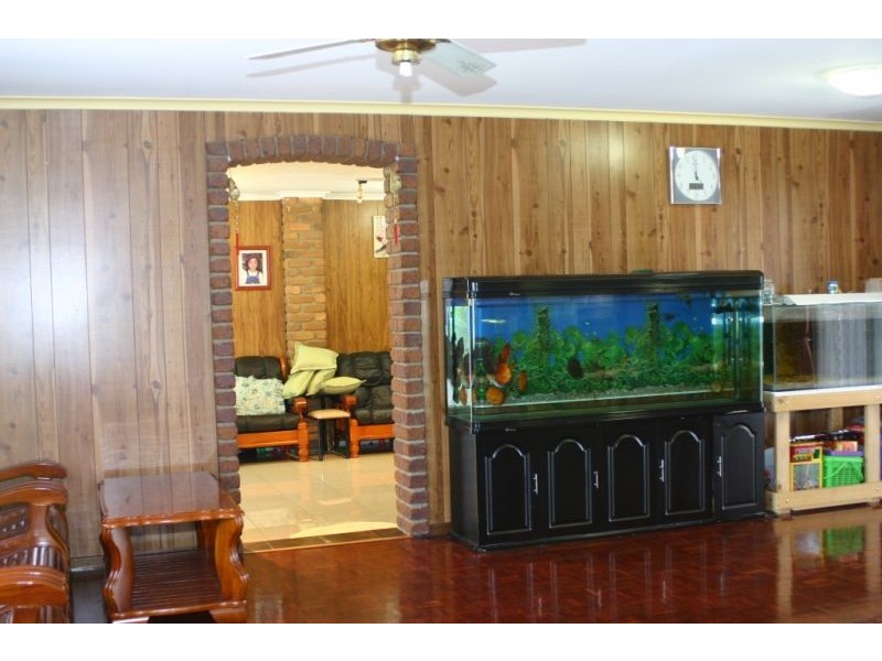 194 Browns Plains Road, Browns Plains QLD 4118