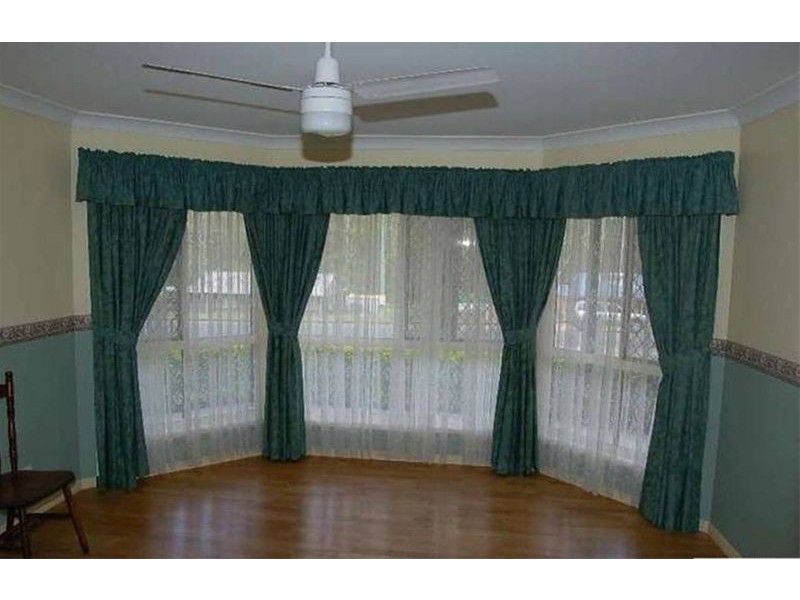 15 Holyrood Court, Munruben QLD 4125