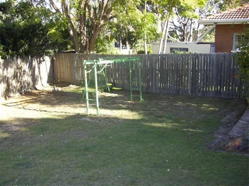 4 Flinders Court, Boronia Heights QLD 4124