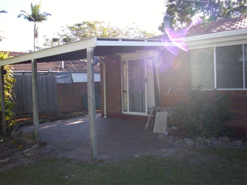 4 Flinders Court, Boronia Heights QLD 4124