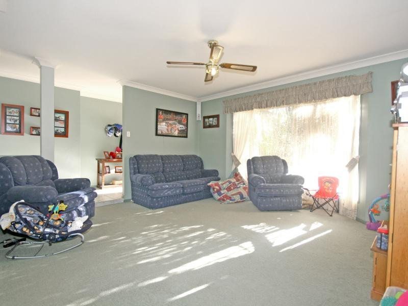 21 Stringybark Street, Regents Park QLD 4118