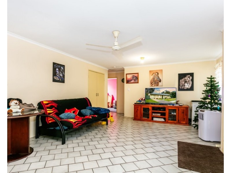 9 Meranti Street, Crestmead QLD 4132