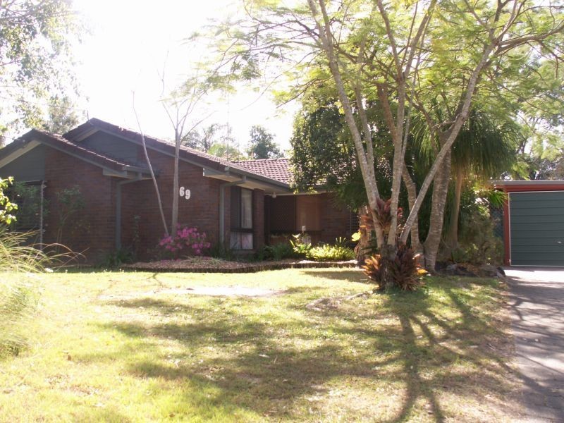 169 Emerald Drive, Regents Park QLD 4118