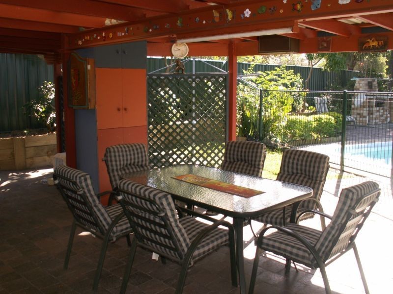 169 Emerald Drive, Regents Park QLD 4118