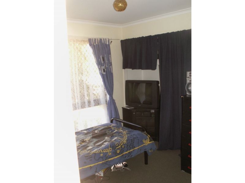 169 Emerald Drive, Regents Park QLD 4118