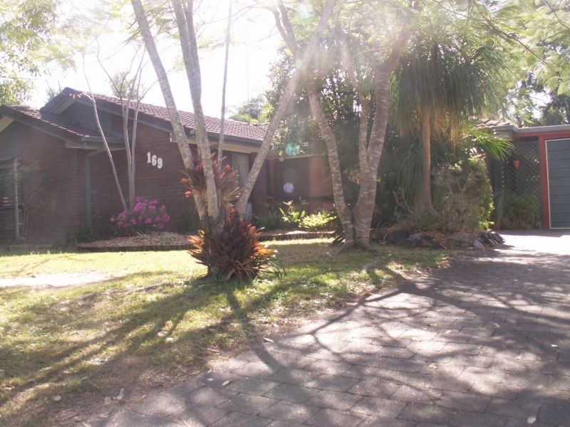 169 Emerald Drive, Regents Park QLD 4118