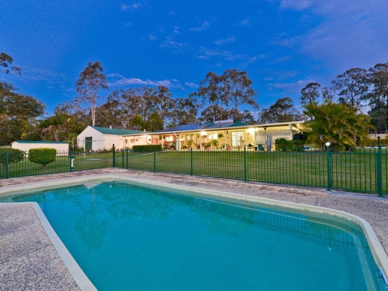 52-58 Crest Road, Greenbank QLD 4124