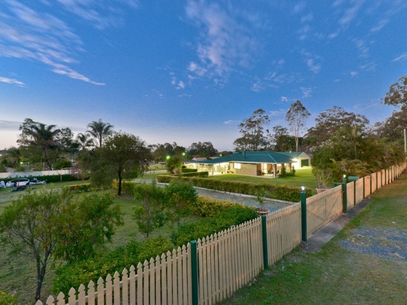 52-58 Crest Road, Greenbank QLD 4124