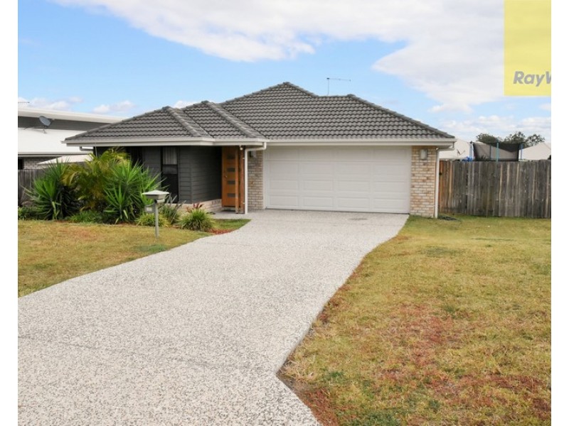 22 Finley Street, Gleneagle QLD 4285