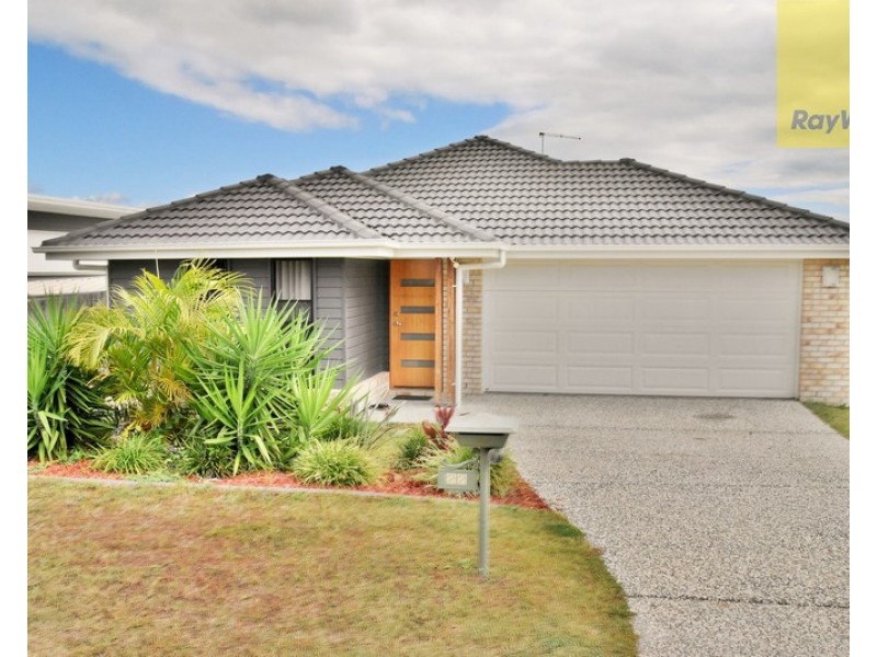 22 Finley Street, Gleneagle QLD 4285