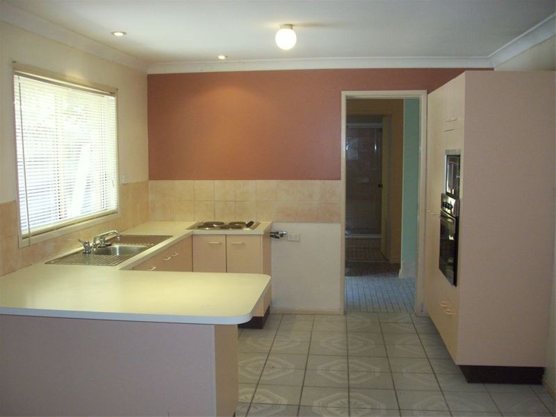 86 Mackellar Drive, Boronia Heights QLD 4124