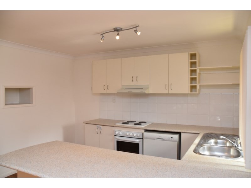 25 Chatfield Street, Edens Landing QLD 4207