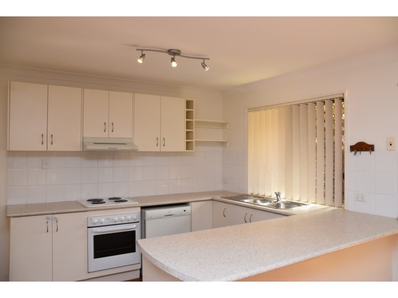 25 Chatfield Street, Edens Landing QLD 4207