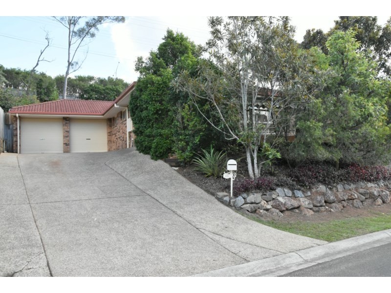 25 Chatfield Street, Edens Landing QLD 4207
