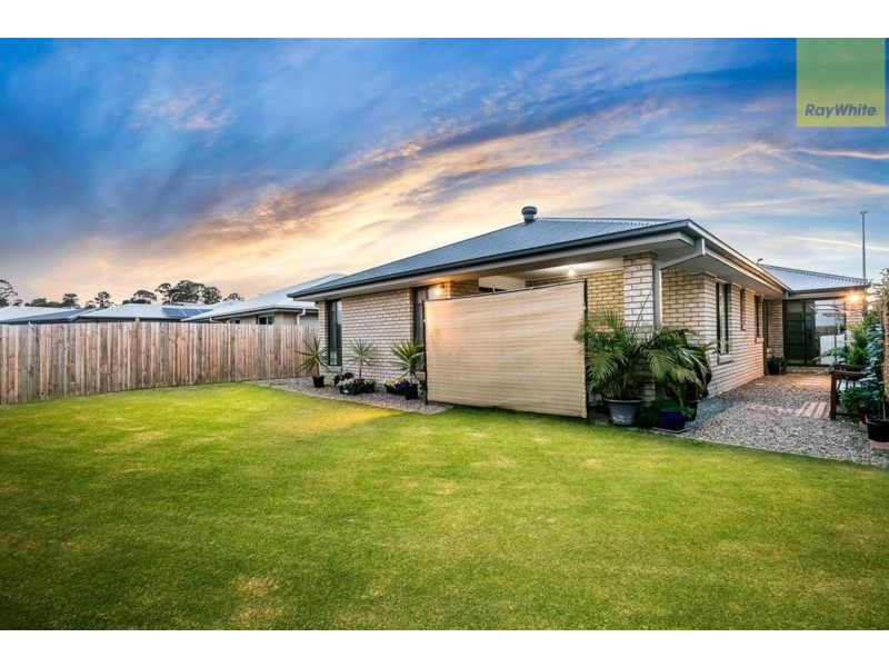 27 Mount Archer Road, Park Ridge QLD 4125