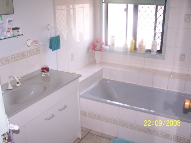 15 Basie Court, Browns Plains QLD 4118