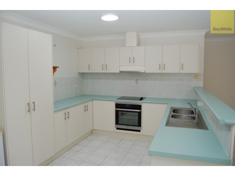 38 Solandra Circuit, Regents Park QLD 4118