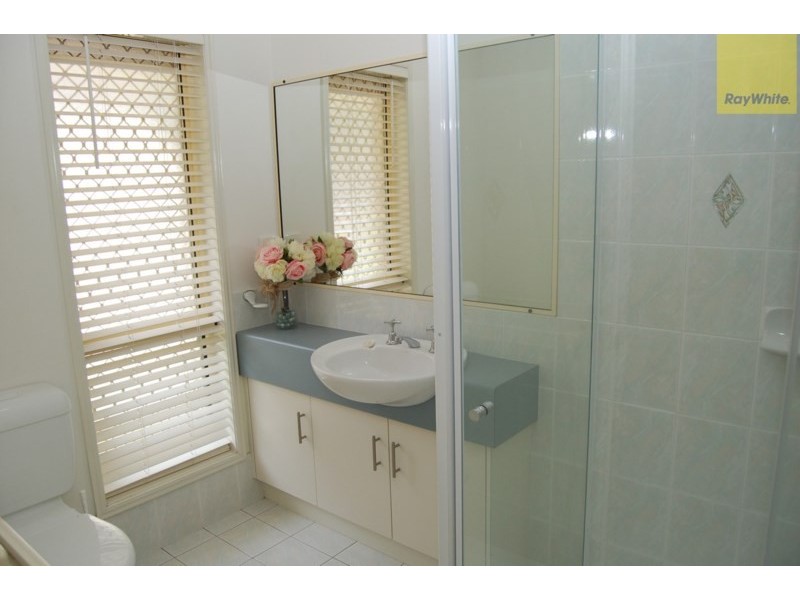 38 Solandra Circuit, Regents Park QLD 4118