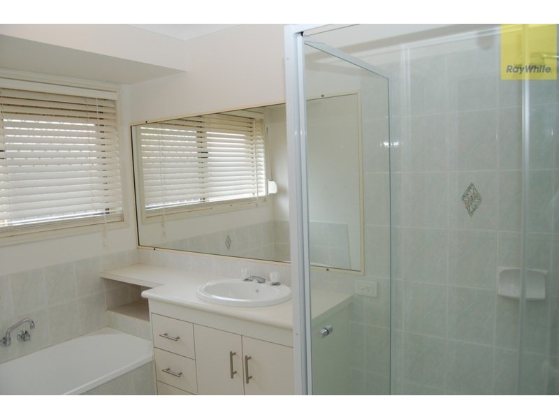 38 Solandra Circuit, Regents Park QLD 4118