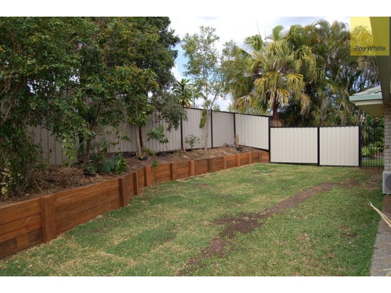 38 Solandra Circuit, Regents Park QLD 4118