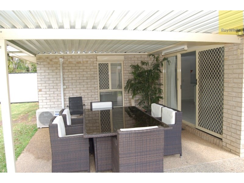 38 Solandra Circuit, Regents Park QLD 4118