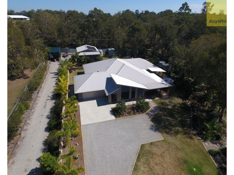 120-124 Lincoln Green Drive, Forestdale QLD 4118