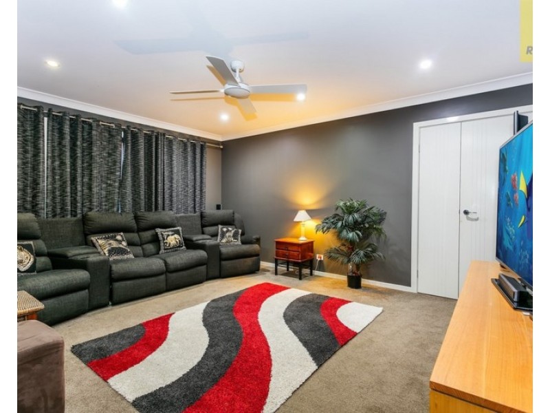 120-124 Lincoln Green Drive, Forestdale QLD 4118